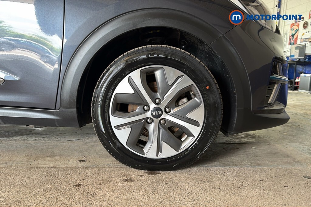 Kia e-Niro 4 White #45