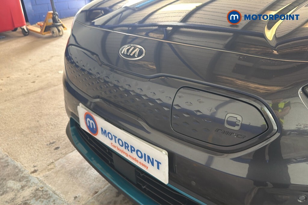 Kia e-Niro 4 White #41