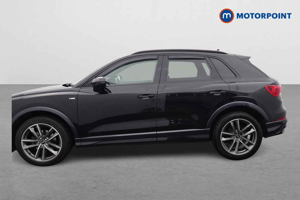 Audi Q3 35 Tfsi Black Edition S Tronic Black #4