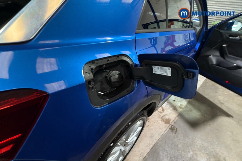 Volkswagen T-Roc Active Red #24