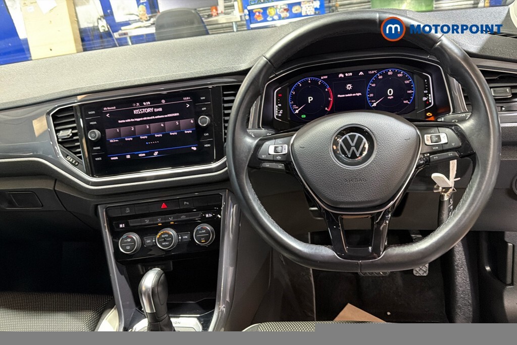 Volkswagen T-Roc Active Red #10