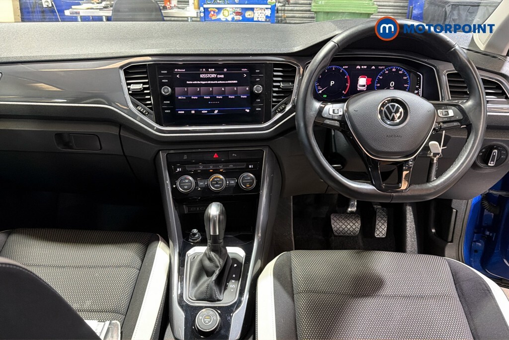 Volkswagen T-Roc Active Red #9