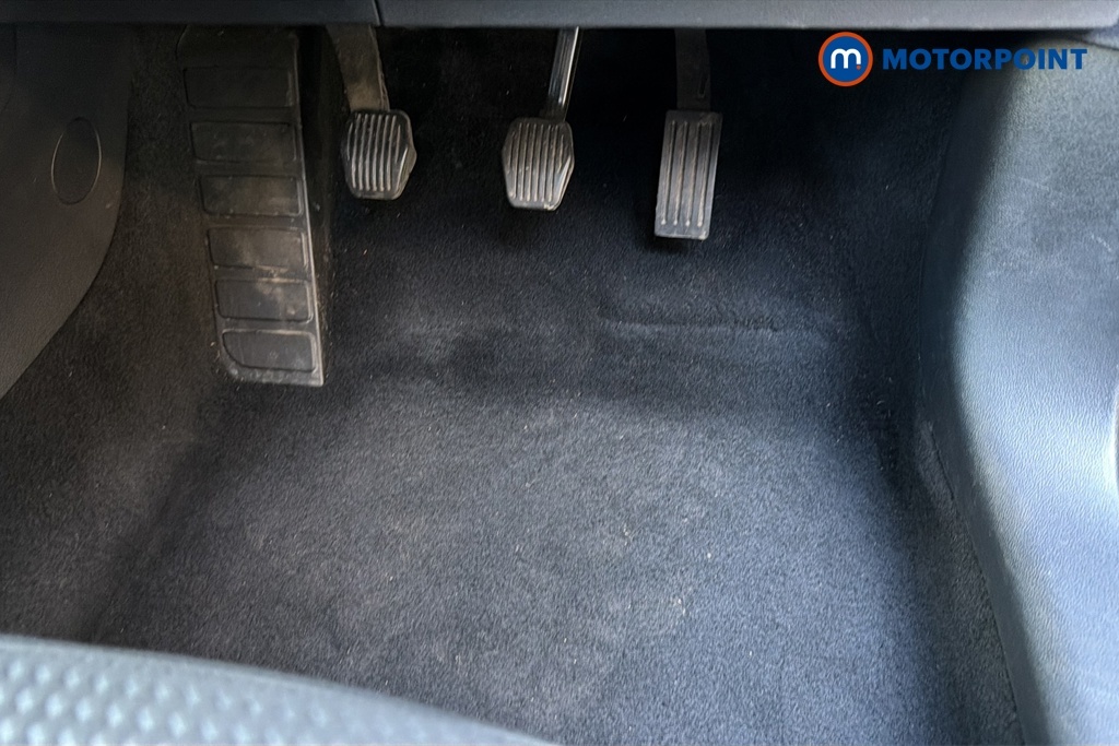 Ford Focus 1.0 Ecoboost 125 Active Silver #24