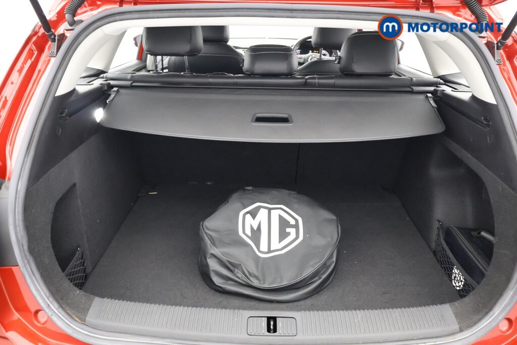 MG MG5 Exclusive Long Range Black #27