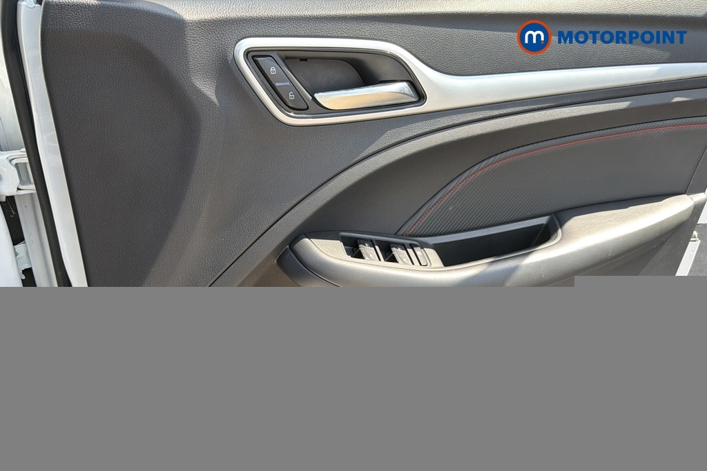 MG ZS Se Red #19