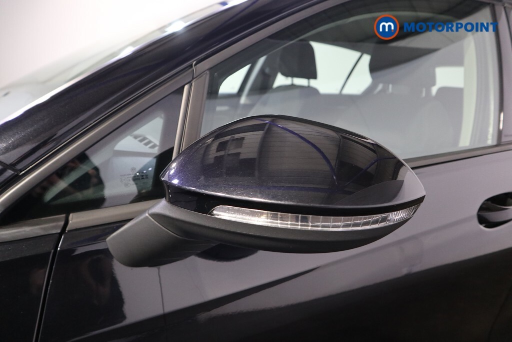 Volkswagen Golf Active Blue #34