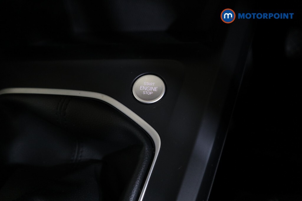 Volkswagen Golf Active Blue #16