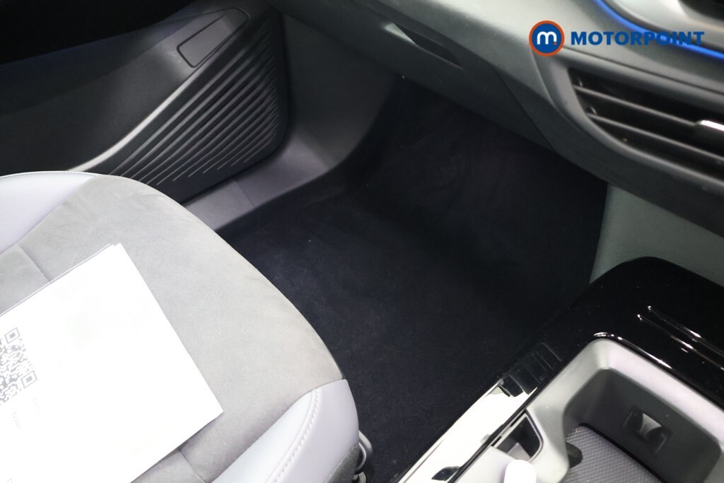 Volkswagen ID.4 77Kwh 204Ps Ev Pro Performance Style E Black #19