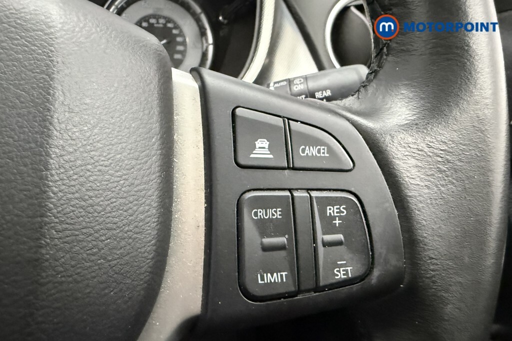 Suzuki Vitara Sz-t White #22