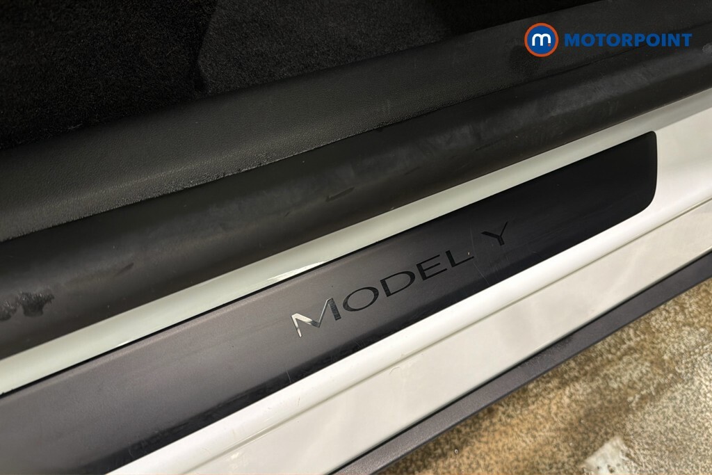 Tesla Model Y Dual Motor Long Range Suv 4Wde White #28
