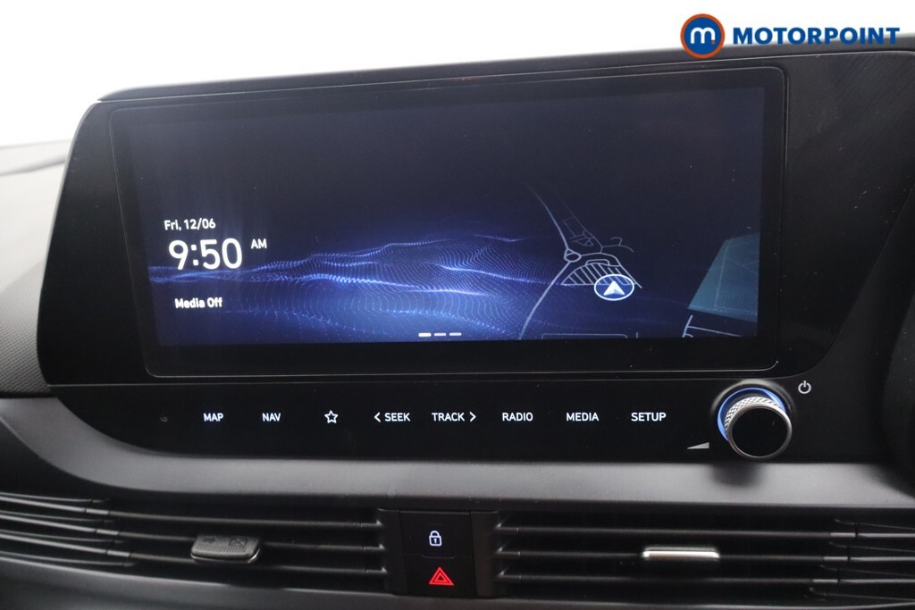 Hyundai I20 Tech Line White #28