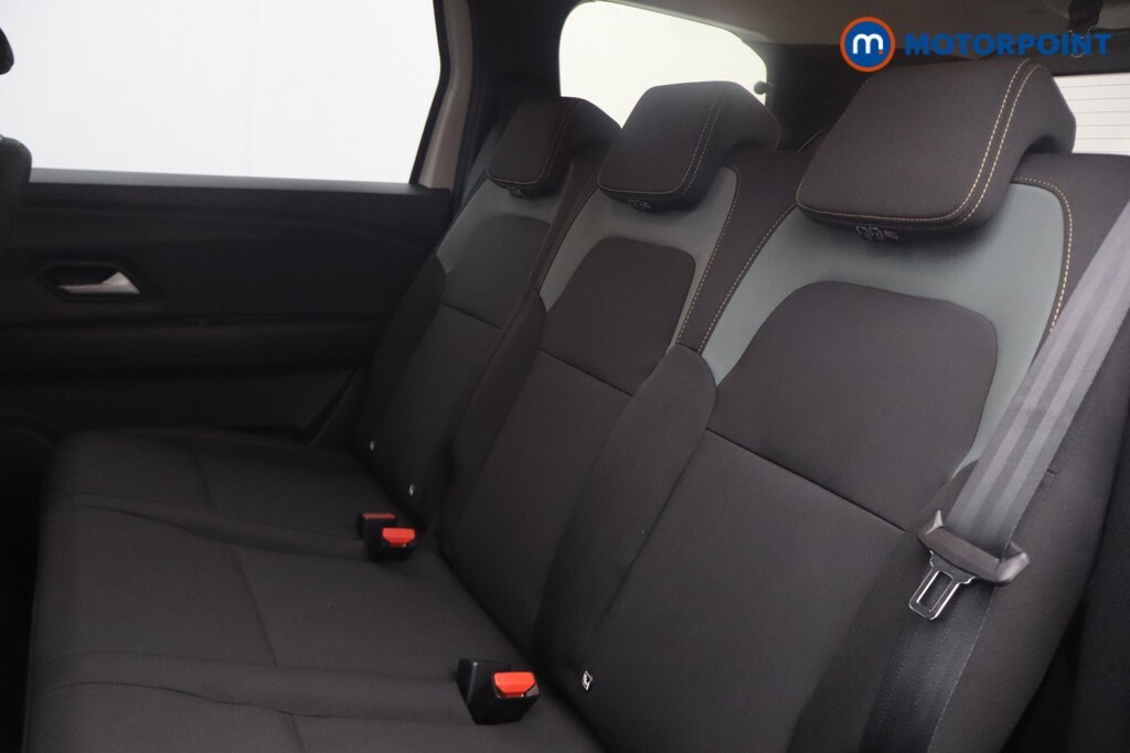 Dacia Jogger 1.8 Hev Extreme #32