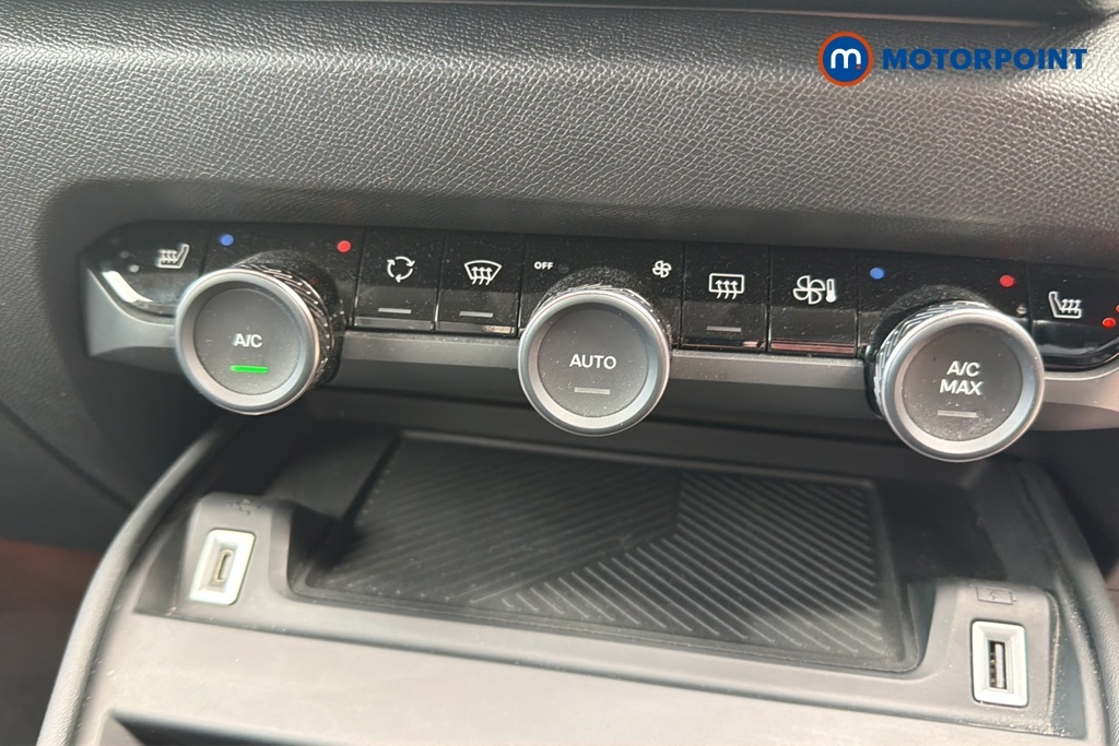 Citroen e-C4 Shine Plus Grey #20
