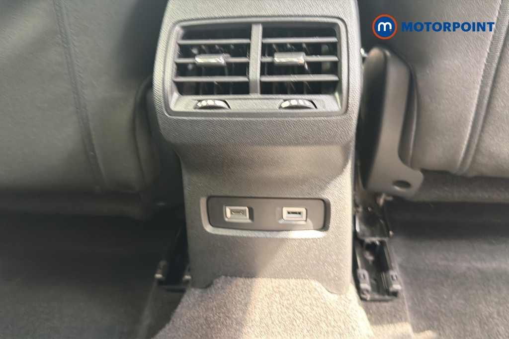 Citroen e-C4 Shine Plus Grey #30