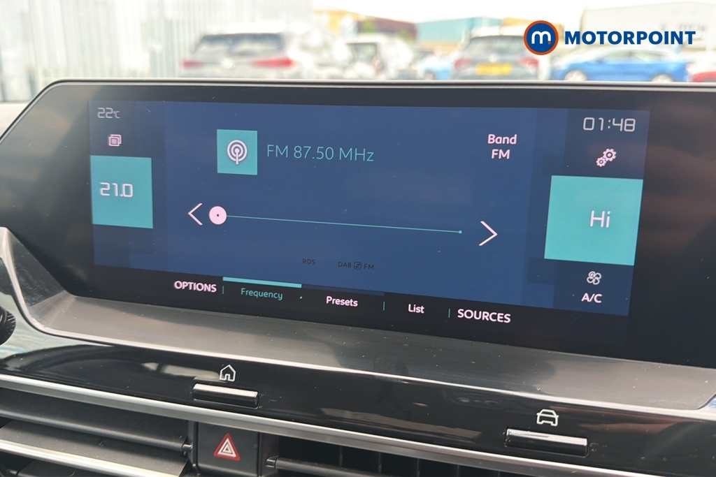 Citroen e-C4 Shine Plus Grey #16