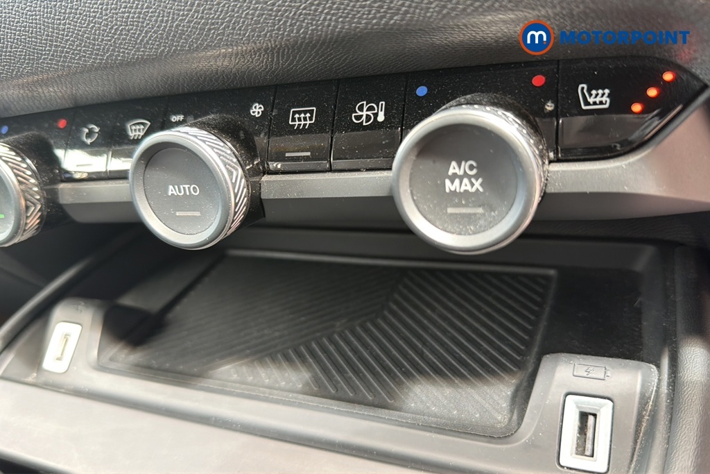 Citroen e-C4 Shine Plus Grey #21