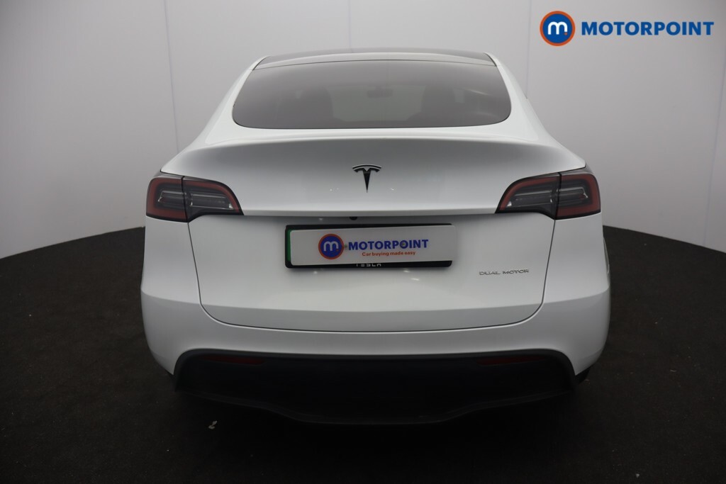 Tesla Model Y 2023 23 Suv  #9