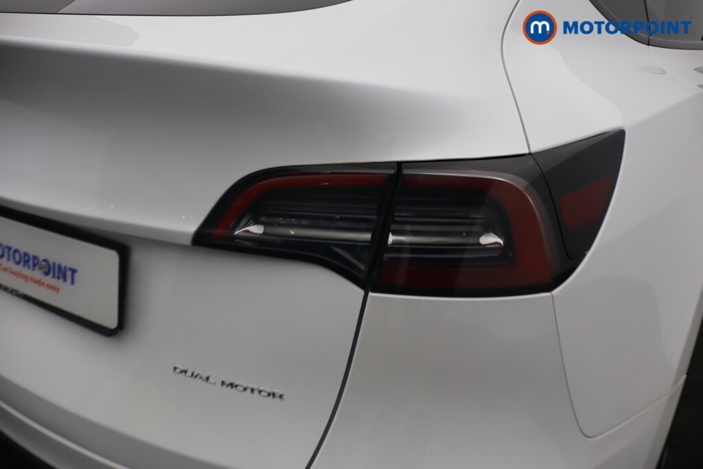 Tesla Model Y 2023 23 Suv  #11