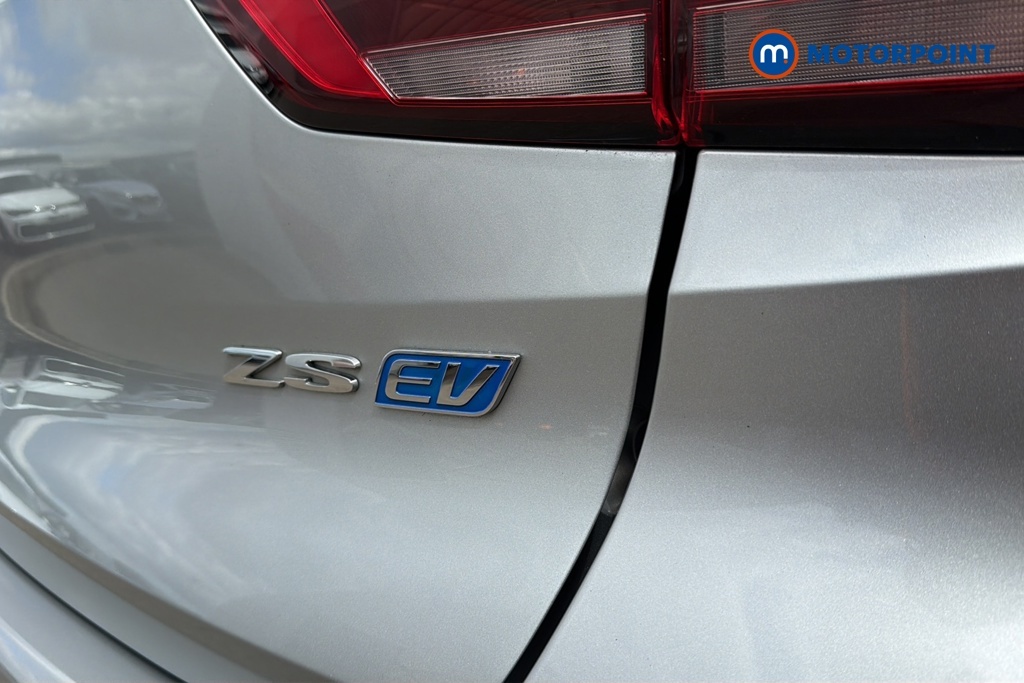 MG ZS 72.6Kwh Trophy Connect Long Range Black #33