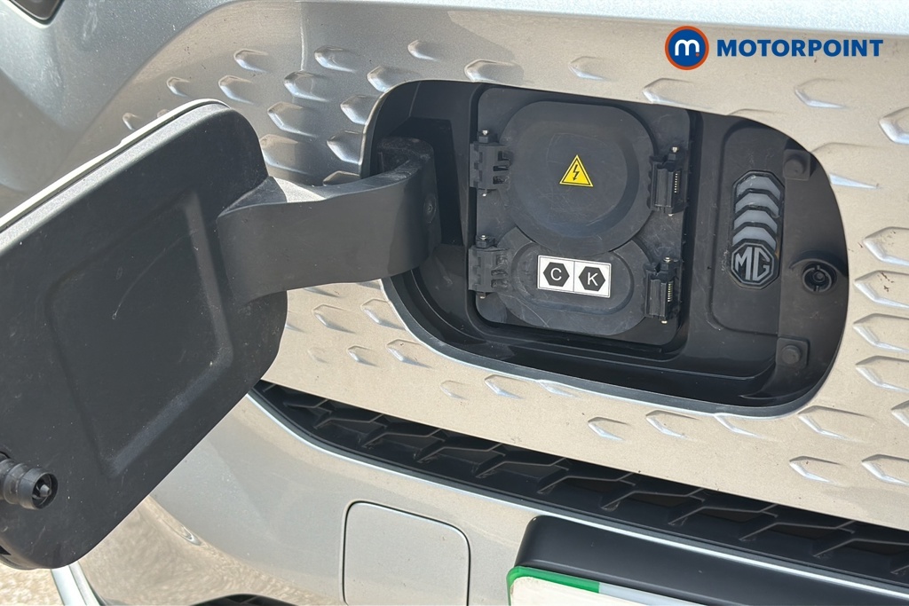 MG ZS 72.6Kwh Trophy Connect Long Range Black #39