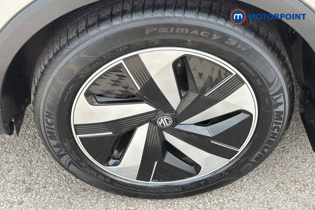 MG ZS 72.6Kwh Trophy Connect Long Range Black #42