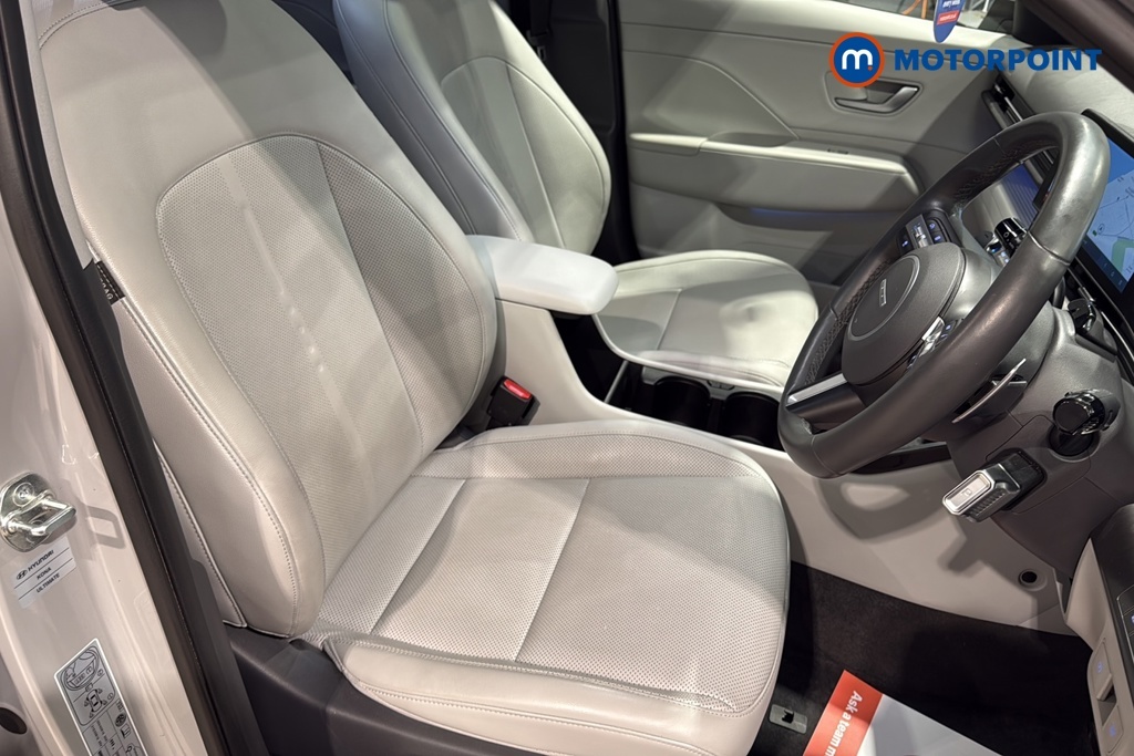 Hyundai Kona Hatchback Grey #30