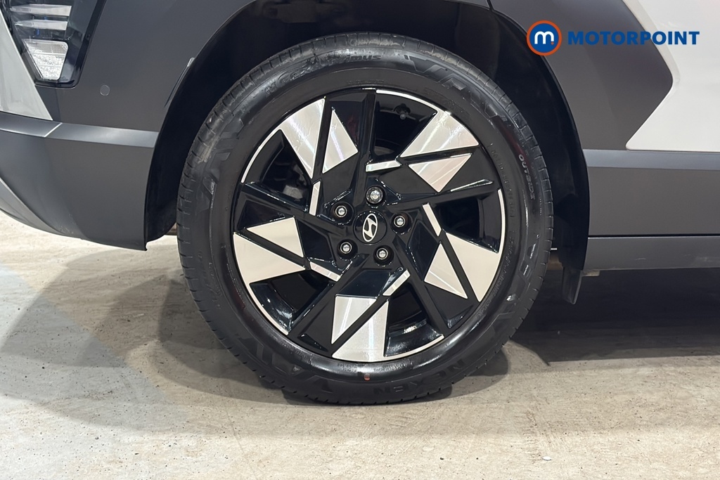 Hyundai Kona Hatchback Grey #49