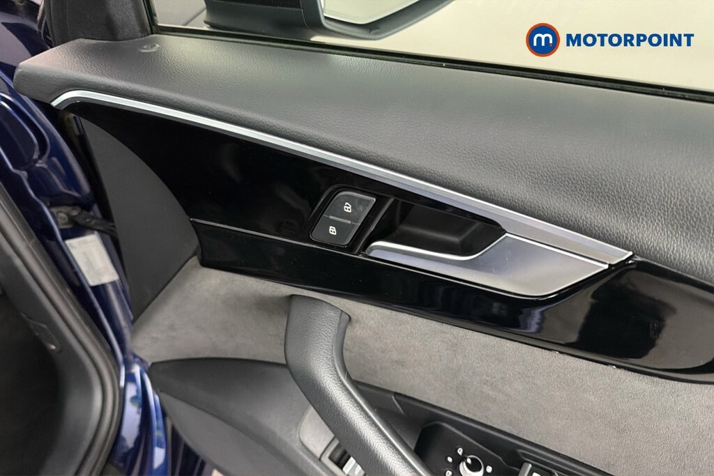 Audi A4 35 Tdi S Line S Tronic 2021 Black #40