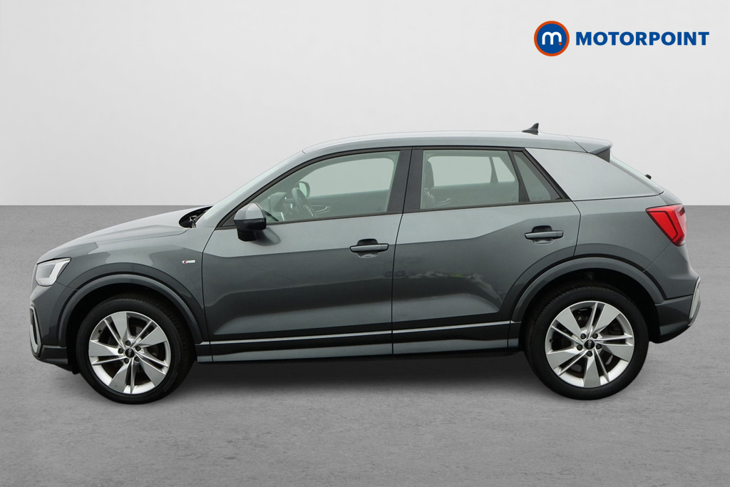 Audi Q2 30 Tfsi S Line Grey #4