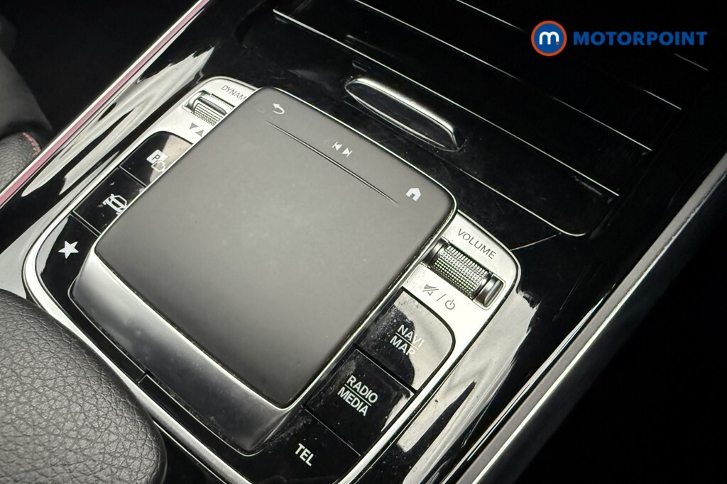 Mercedes-Benz GLB Class Glb220d Amg Line Premium White #39