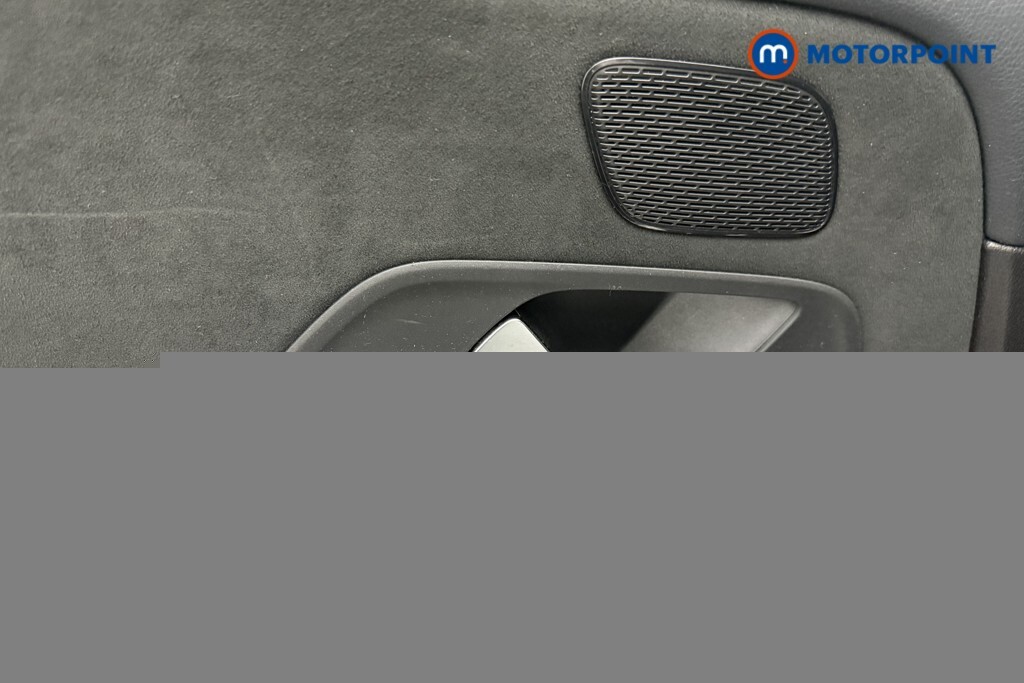 Mercedes-Benz GLB Class Glb220d Amg Line Premium White #16