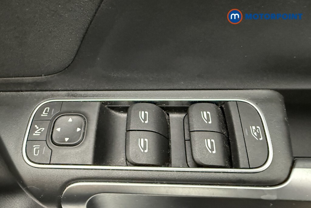 Mercedes-Benz GLB Class Glb220d Amg Line Premium White #29