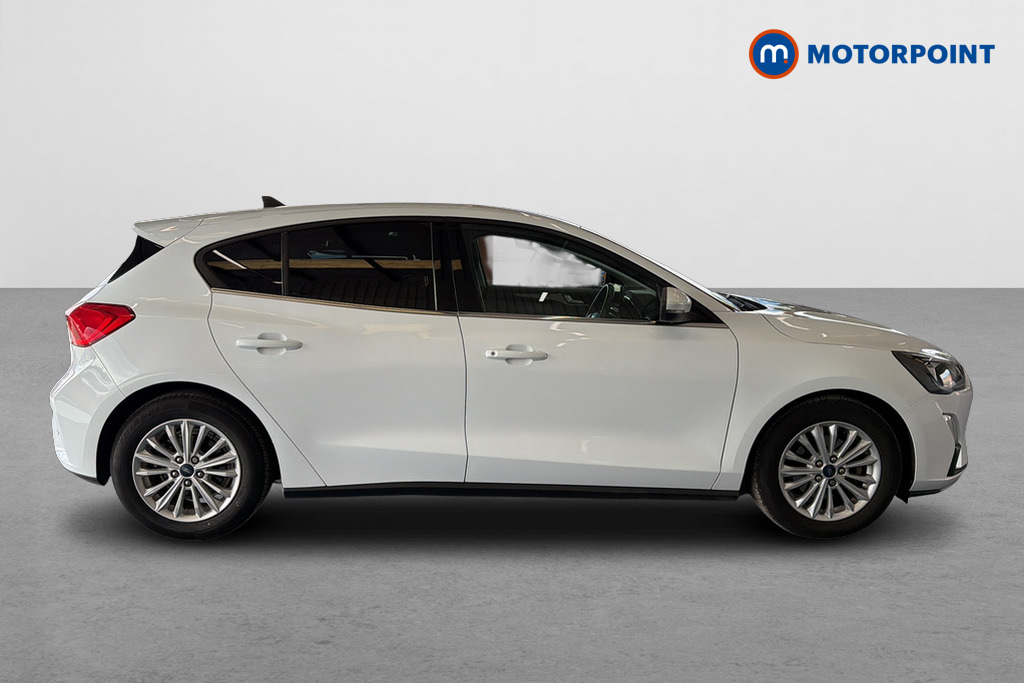 Ford Focus 1.0 Ecoboost Hybrid Mhev 125 Titanium Edition MM21YGE White #4