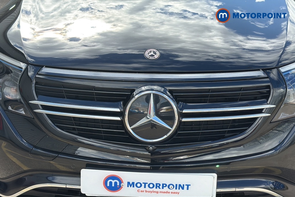 Mercedes-Benz EQC Suv Black #35