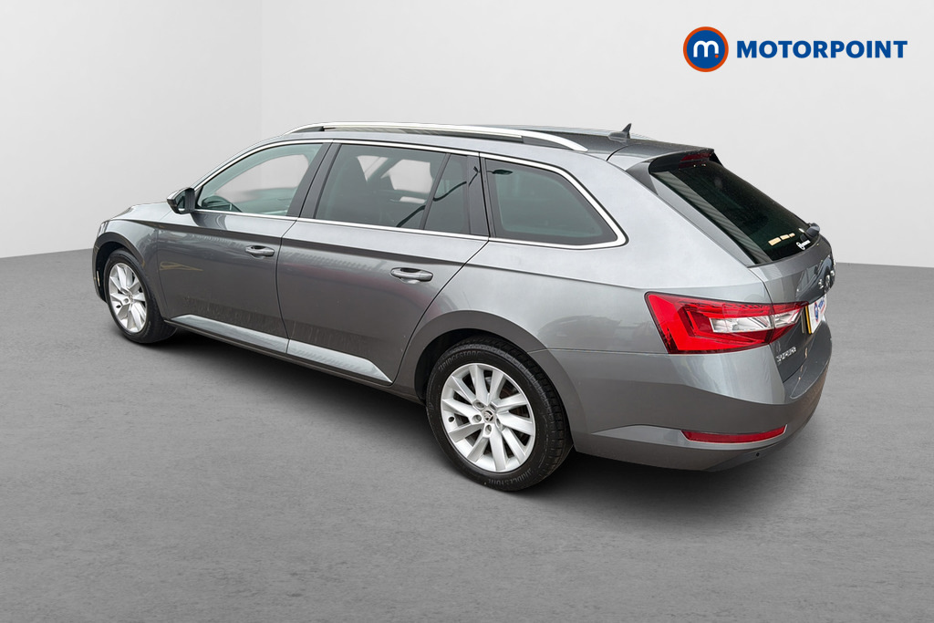 Skoda Superb 2.0 Tdi Se Technology Hatchback #7