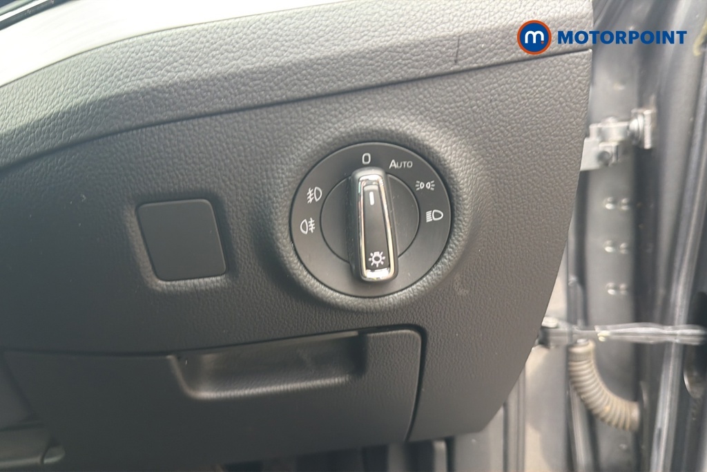 Skoda Superb 2.0 Tdi Se Technology Hatchback #18