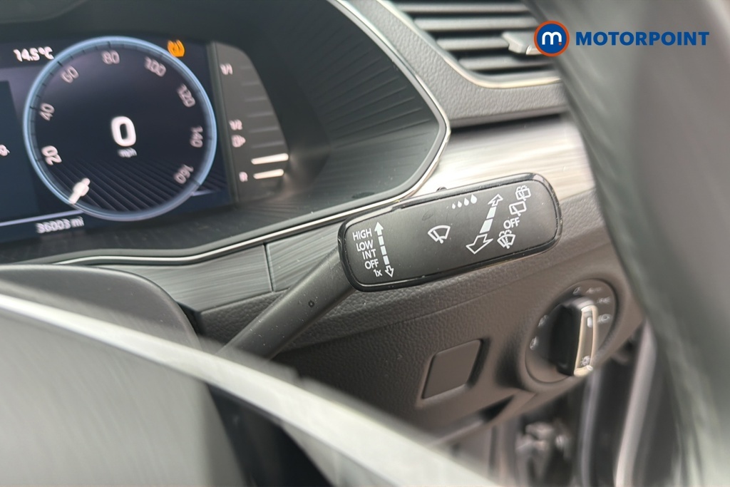 Skoda Superb 2.0 Tdi Se Technology Hatchback #14