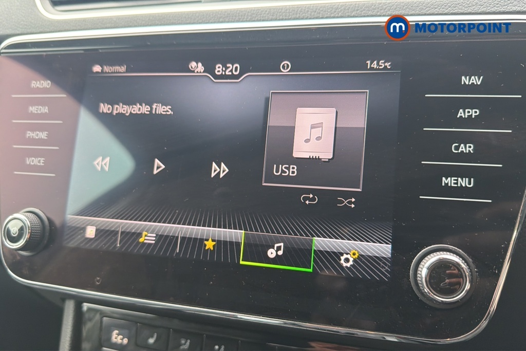 Skoda Superb 2.0 Tdi Se Technology Hatchback #16