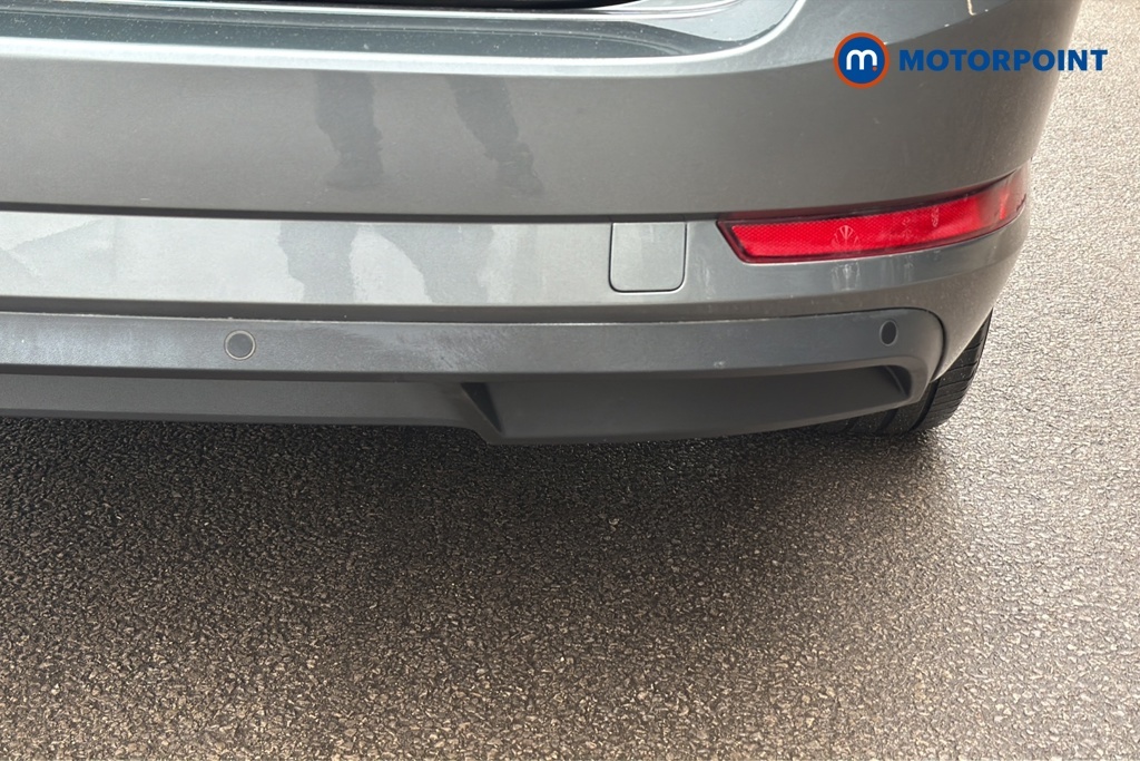 Skoda Superb 2.0 Tdi Se Technology Hatchback #35