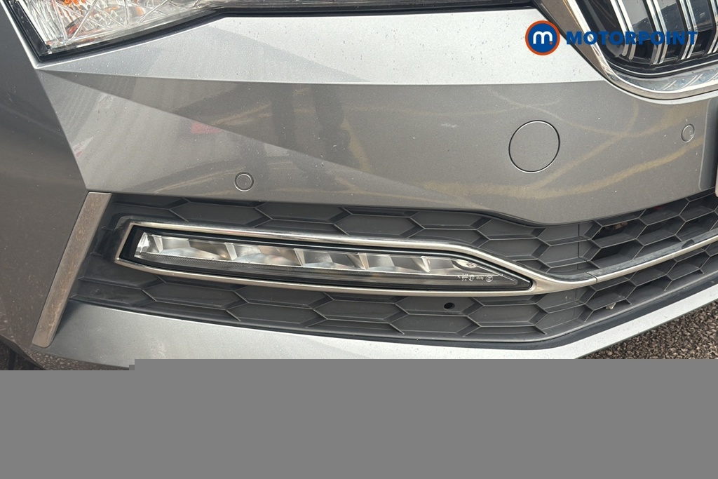 Skoda Superb 2.0 Tdi Se Technology Hatchback #34