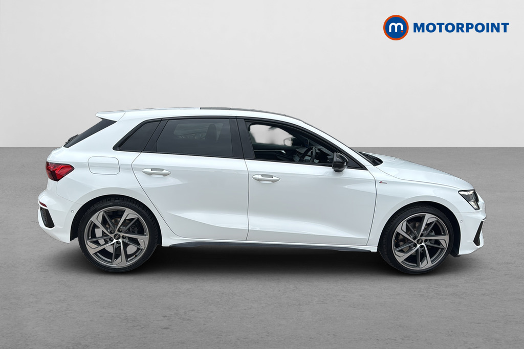 Audi A3 35 Tdi Black Edition S Tronic FH23HPA White #4