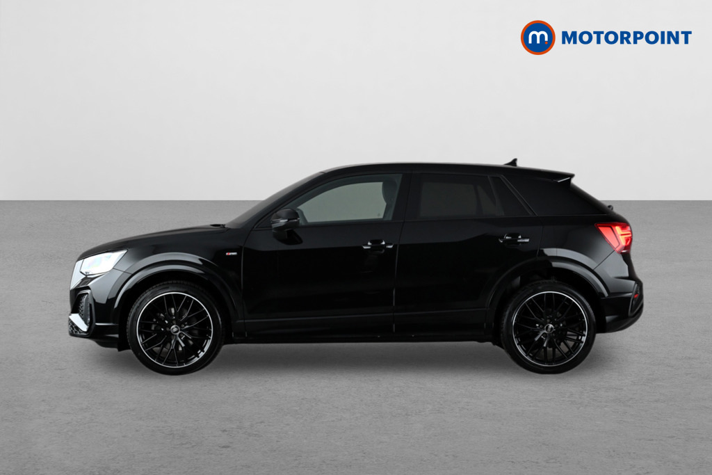 Audi Q2 35 Tfsi Black Edition S Tronic Black #4