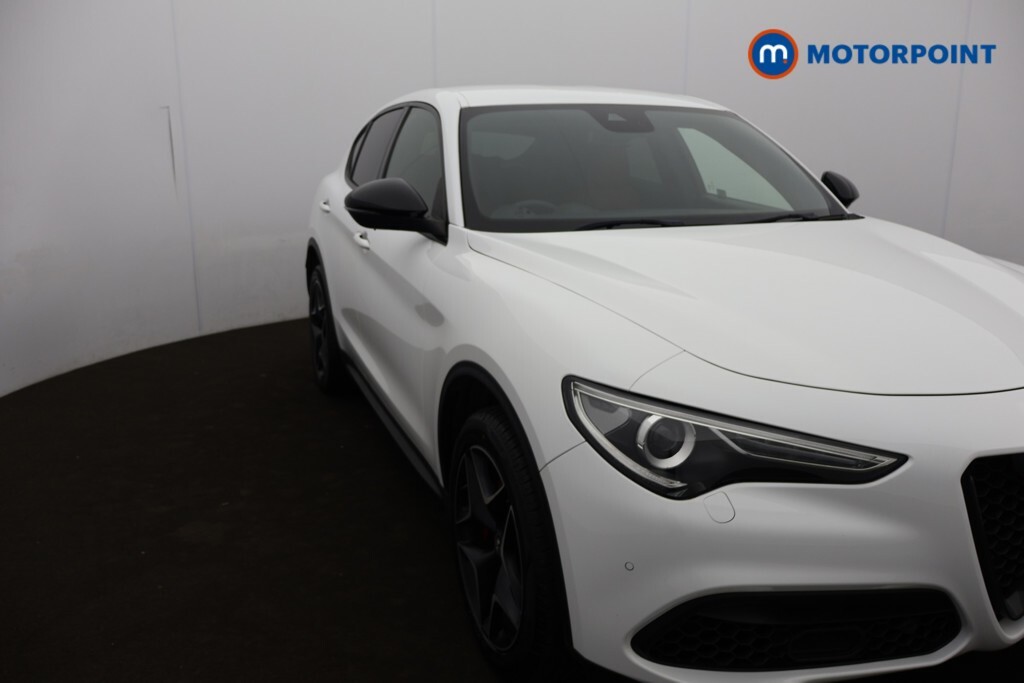 Alfa Romeo Stelvio 2L Veloce Black #24