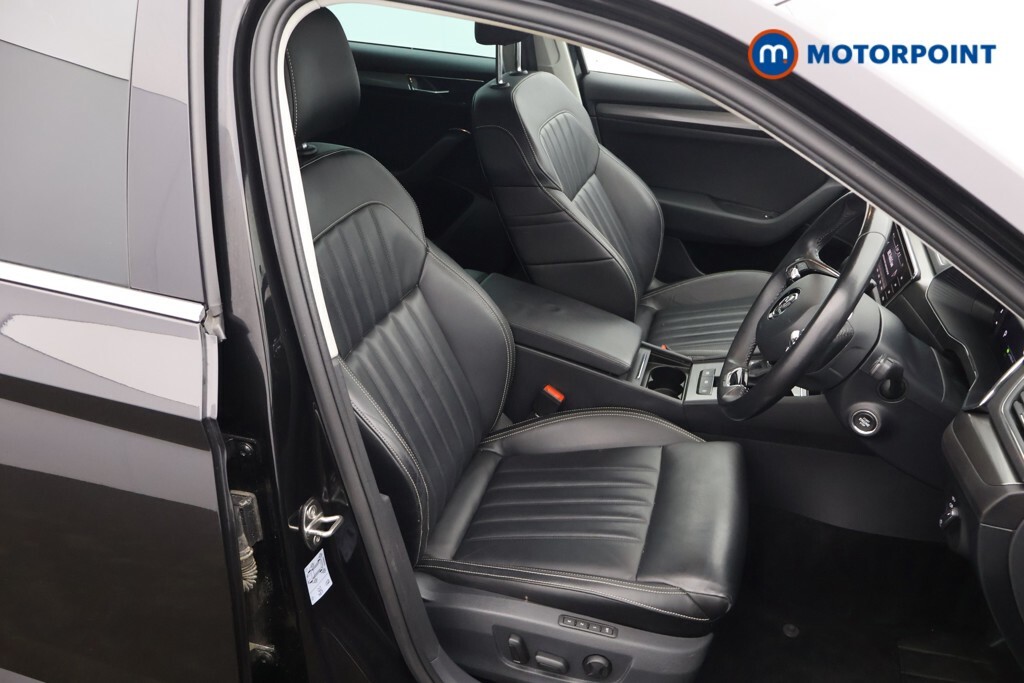 Skoda Superb 1.5 Tsi Se L White #19