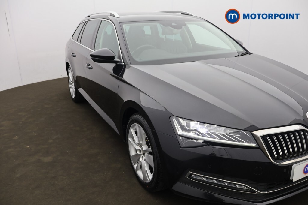 Skoda Superb 1.5 Tsi Se L White #25