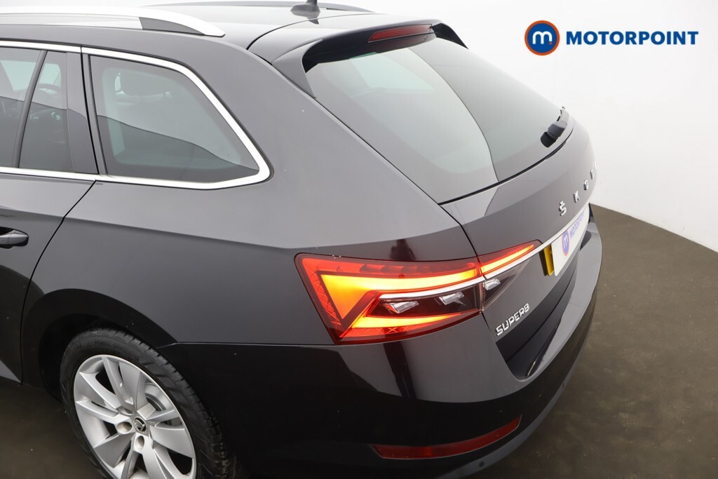 Skoda Superb 1.5 Tsi Se L White #22