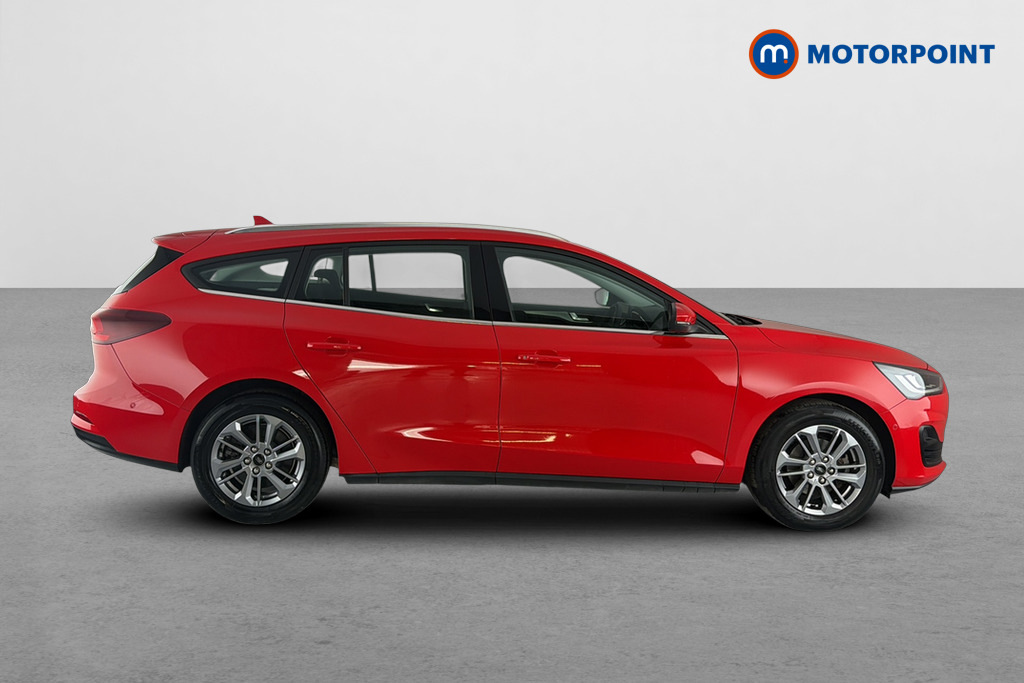 Ford Focus 1.0 Ecoboost Hybrid Mhev Titanium Red #4