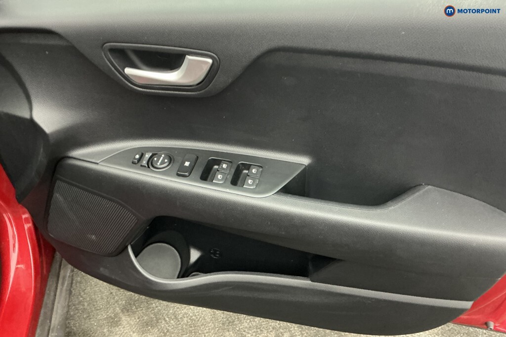 Kia Stonic 1.0T Gdi 48V Connect White #31