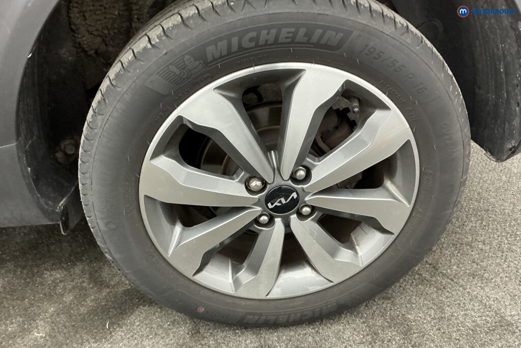 Kia Stonic 1.0T Gdi 48V Connect White #42