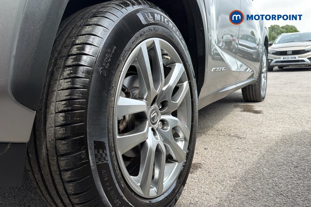 Lexus NX 300H 2.5 F-sport Black #25